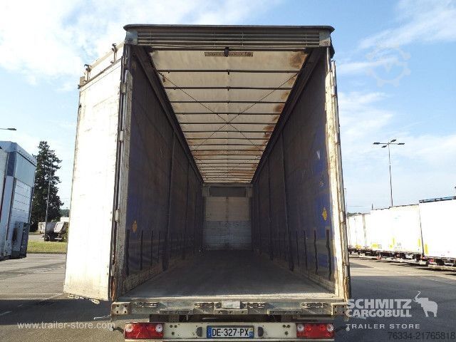 Open semitrailer with tarp Schmitz Cargobull Semitrailer Curtainsider Mega