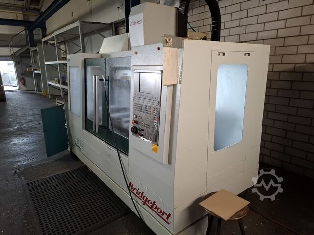 Vertical machining center Bridgeport VMC 800