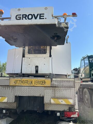 Mobile crane GROVE GMK 5130-2