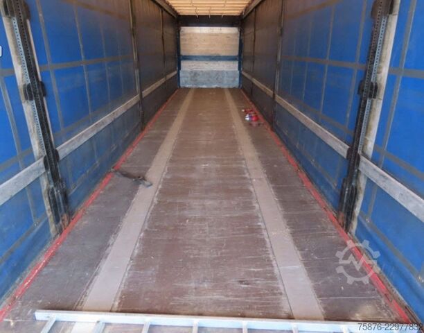 Open semitrailer with tarp SCHWARZMÜLLER J-SERIE