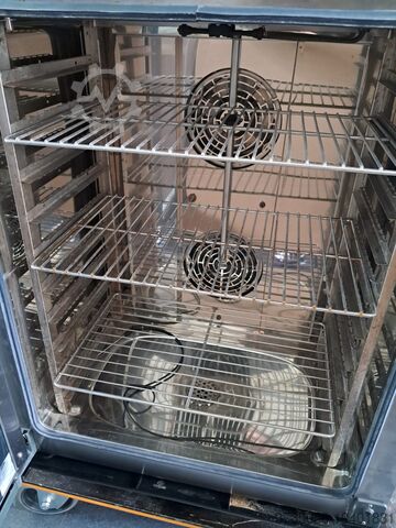 Umluftofen UNOX XEVC-1011-GPR