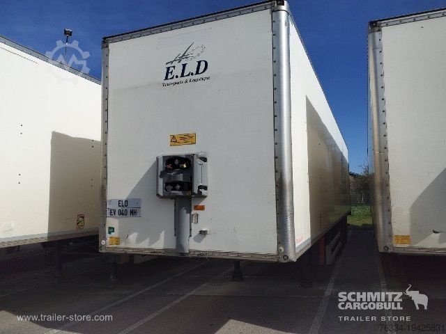 Box semitrailer Fruehauf Semitrailer Dryfreight Standard Porte relevante