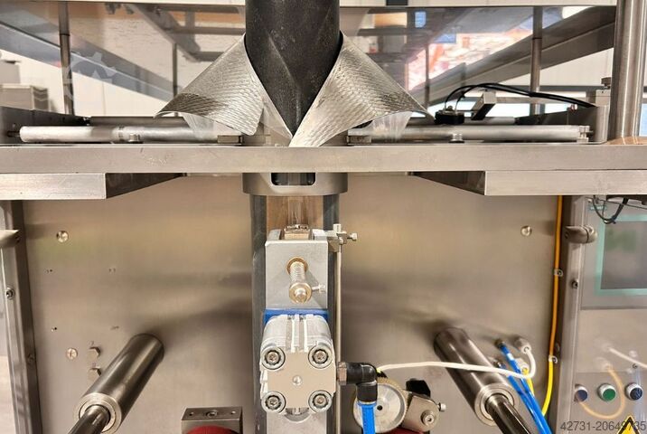 Bag forming, filling and sealing machine Innotech 3200 EVO