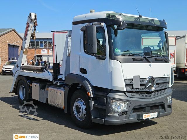 Skip truck MERCEDES-BENZ 1836 L ANTOS Hiab Futura Funk Klima Standheizung