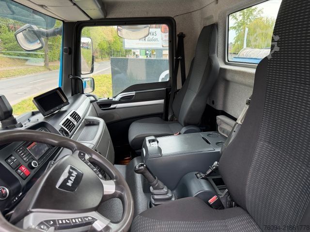 Tipper truck MAN TGM 18.290 4x2 MEILLER Kipper AHK Kipphydr.