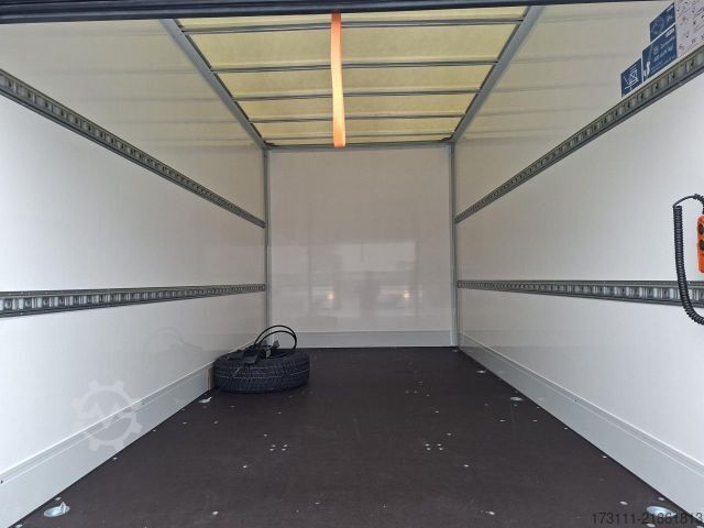 Box van IVECO Daily 35S16H3.0A8Y Koffer LBW / RFK / Spoiler