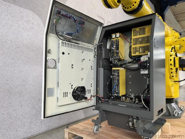 Refurbished Robot with 1 year warranty FANUC M-900iB/400L