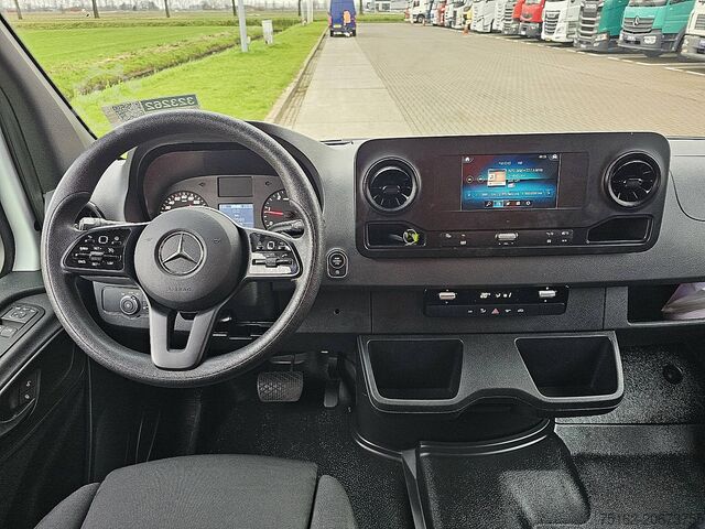 High-roof van MERCEDES-BENZ SPRINTER 311 CDI  37 AUT. L2H2