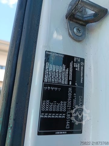 Swap body truck MERCEDES-BENZ Actros 2542 / Volumen / German / wenig KM
