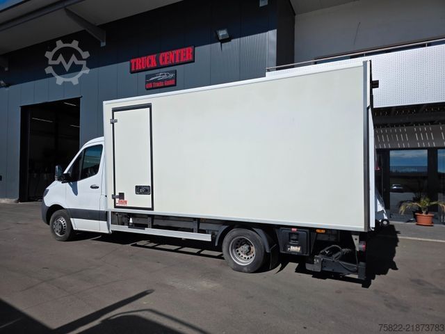 Refrigerator body van MERCEDES-BENZ Sprinter 516 / Frigo / Thermo King Cool/Wenig Km