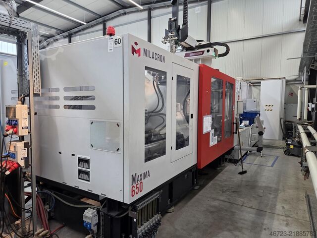 Injection molding machine FERROMATIK MILACRON Maxima MM650-3470
