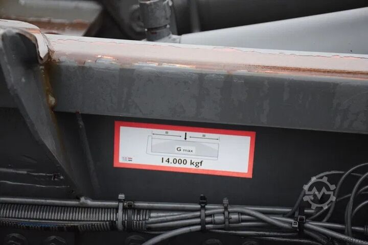 Hakenarmsystem Iveco Stralis 330