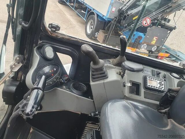 Mini excavator Bobcat E35 - 3500 KG