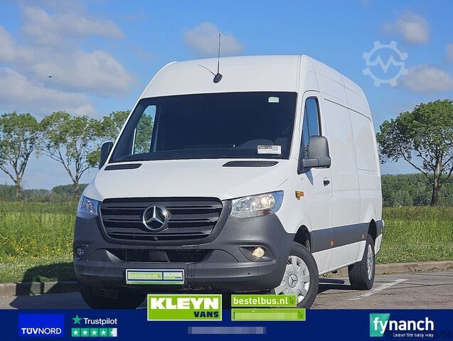 High-roof van MERCEDES-BENZ SPRINTER 317 L2H2 Mbux RWD Euro6!