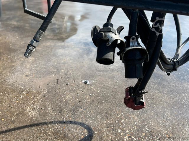 Dreiseitenkipper Anhänger Stehmann 3.Achs Dreiseitenkipper Stapleraufnahme