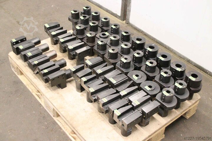 Drehstahlhalter CNC 47 Stück unbekannt Aufnahme Ø 60 mm DIN 69880