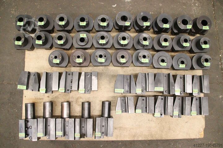 Drehstahlhalter CNC 47 Stück unbekannt Aufnahme Ø 60 mm DIN 69880
