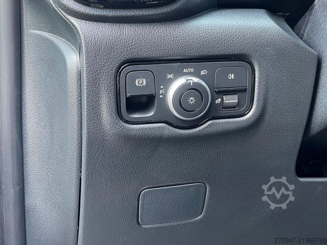 Minibus MERCEDES-BENZ Vito 119 Tourer PRO 4x4 lang DISTRON STANDH PDC