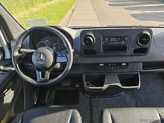 Suitcase MERCEDES-BENZ SPRINTER 314 Bakwagen Laadklep!