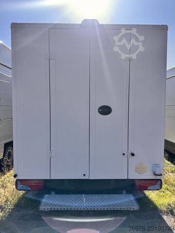 Verkaufswagen, Food Truck, Foodtruck Mercedes-Benz Foodtruck, Imbisswagen, Food Truck mit neuer Küche und Ausstattung
