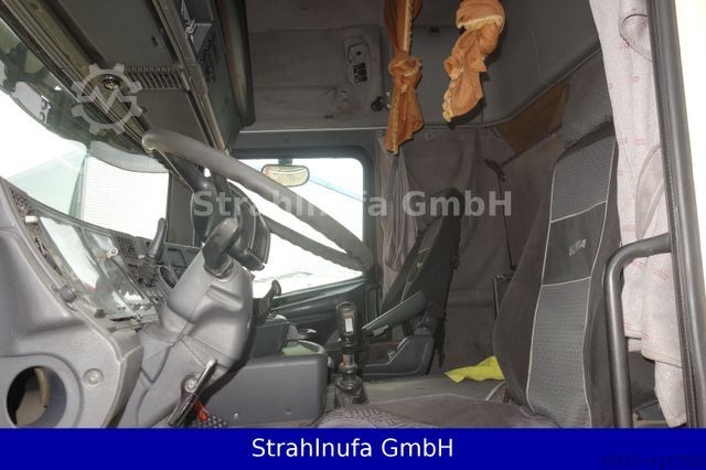 Standard tractor unit SCANIA R 124