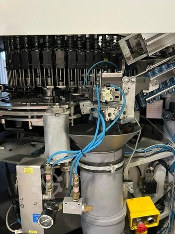 Getränkeherstellungsmaschine Bottling Krones 30.000 bph PET Bottling Line Water