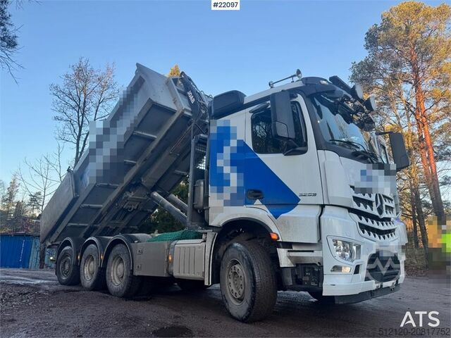 Hakenarmsystem Mercedes-Benz Arocs 3253 tridem hook truck