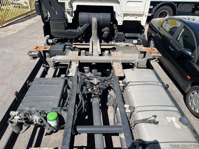 Swap body truck MAN TGX 26.470 Wechselbrücke