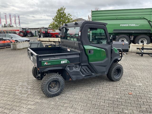 Kioti K9 2410 C Kioti K9 2410 C