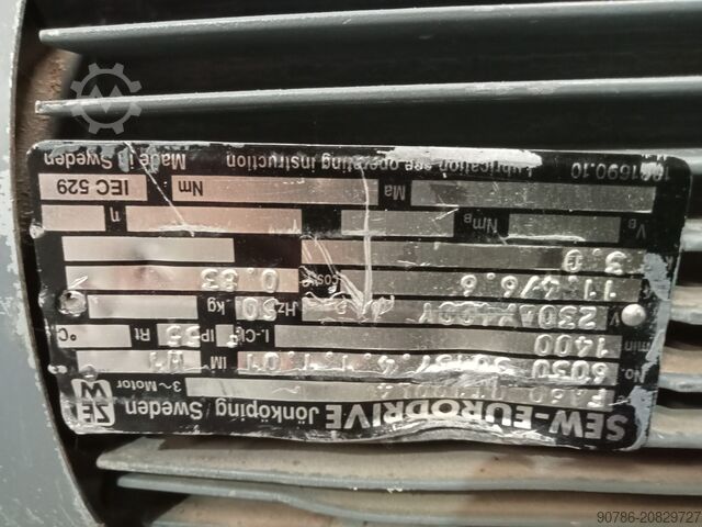 Edelstahl-Dosierschnecke mit Zusatztrichter