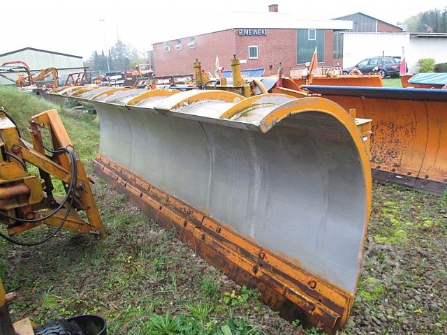 Road maintenance Kahl bacher  Schneepflug  STS 450 F