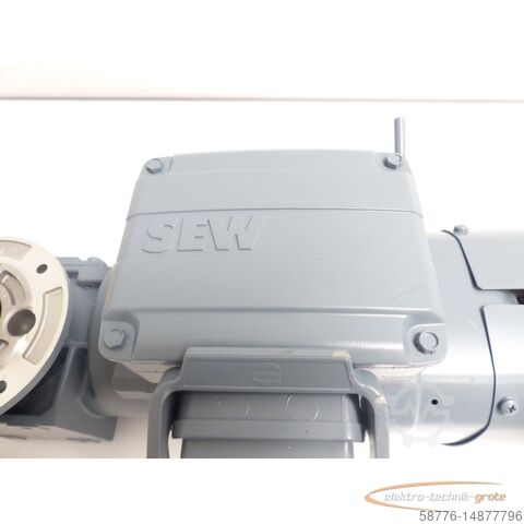 SEW Motor SEW-EURODRIVE WF20 DRS71S4BE05HR/ASE1/TF/AS7Y Getriebemotor SN: MK117826 - ! -