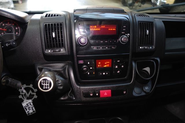 Kleinbus FIAT Ducato Pritsche Doppelk. L4 Tüv Serice Neu