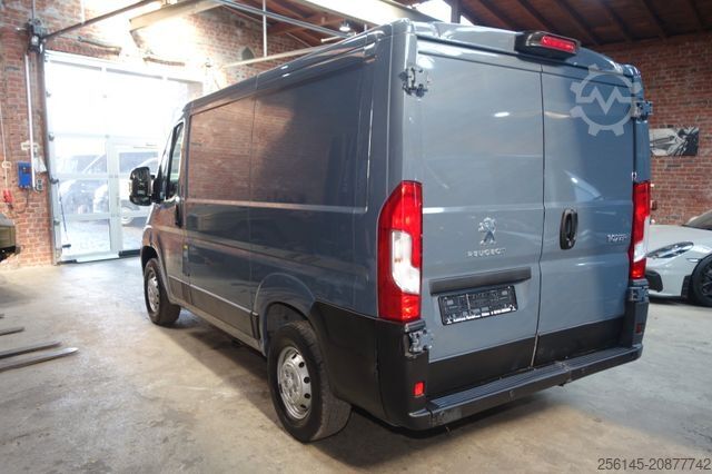 Minibus PEUGEOT Boxer Kasten L1 H1 Klima Kamera Tempo Tüv E6