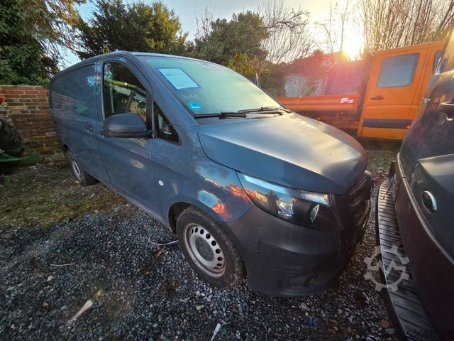 Panel van MERCEDES-BENZ Vito Kasten 110  Kamera Tempom. Klima Tüv neu E6
