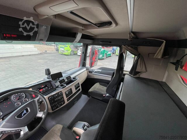 Crane truck MAN TGS 26.400 TGS 26.400 6x2-4 BL KIPPER HIAB 302 ...