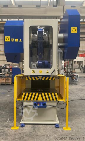 C Type 300 Ton Eccentric Press Machine CRONOSSTECH CECP 300