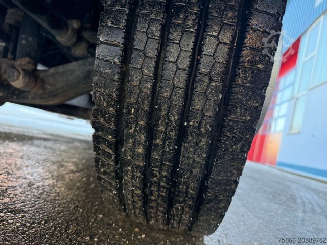 Pritschenwagen MAN 8.180 TGL BL Pritsche 6.10m 3 Sitzer Klima 2xAHK