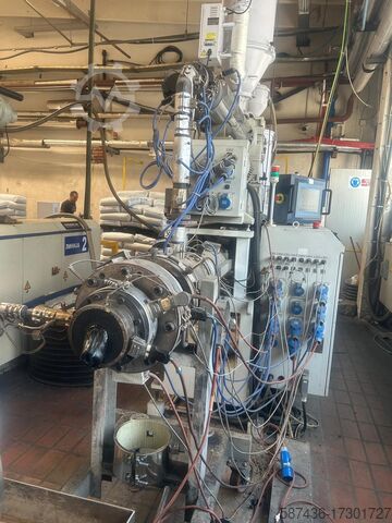 Extrusion pipe line periplast