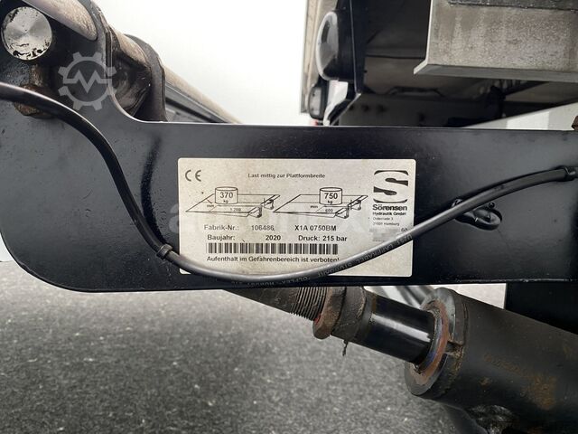 Box van MERCEDES-BENZ Sprinter 316 MAXI *Ladebordwand* Klima (6206)