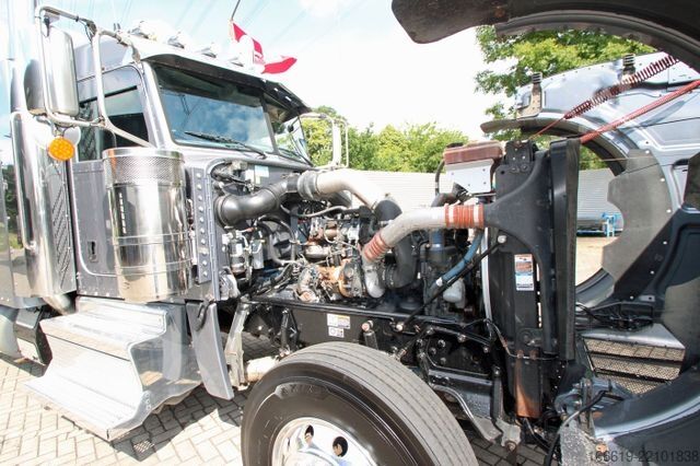 Standard tractor unit PETERBILT 389