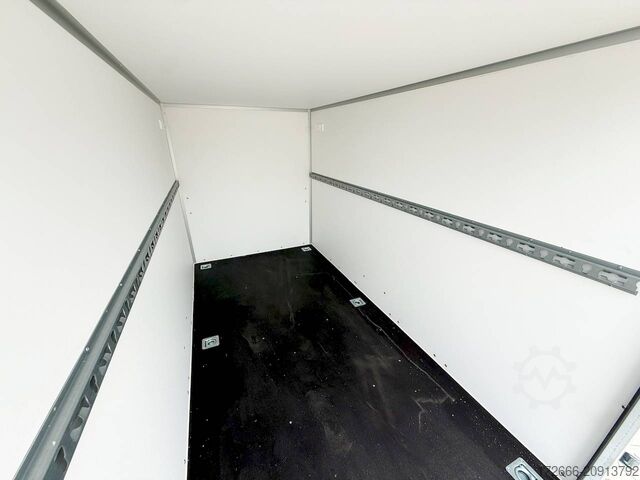 Box trailer Blyss F1326HD 262X135X150CM 1300KG KOFFERANHÄNGER