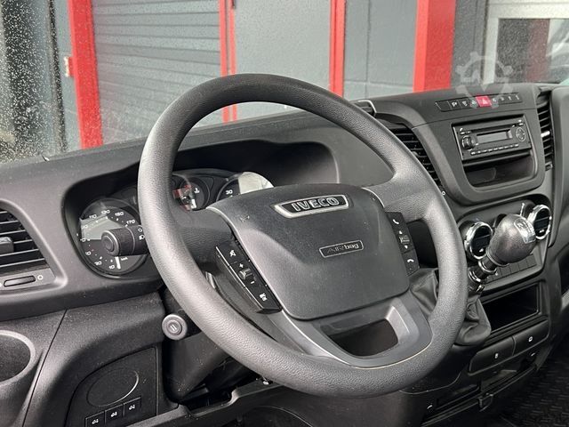 Van chassis IVECO Daily 35S17 3.0 Klimaautomatik Tempomat 3mRadst.