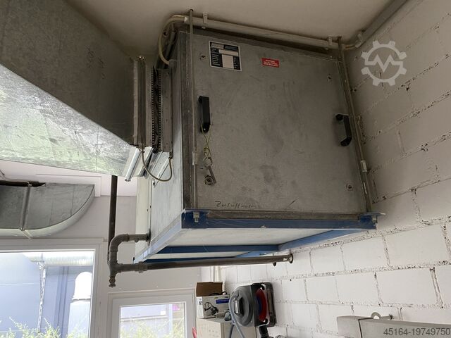 Spray booth with supply air ceiling Berkmann 
