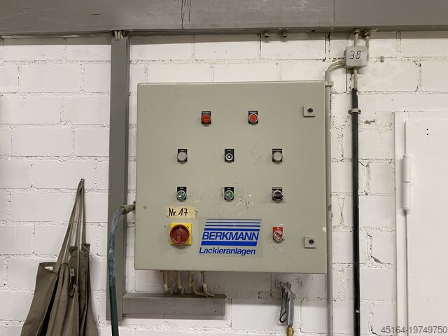 Spray booth with supply air ceiling Berkmann 