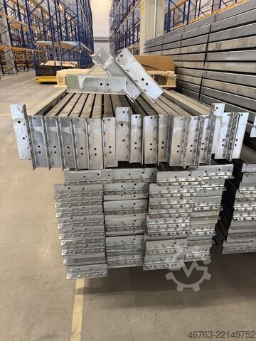 High-bay warehouse Dexion Speedlock P90