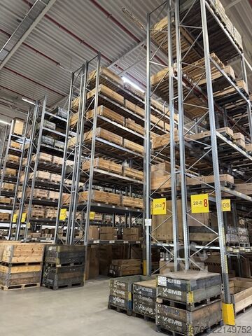 High-bay warehouse Dexion Speedlock P90