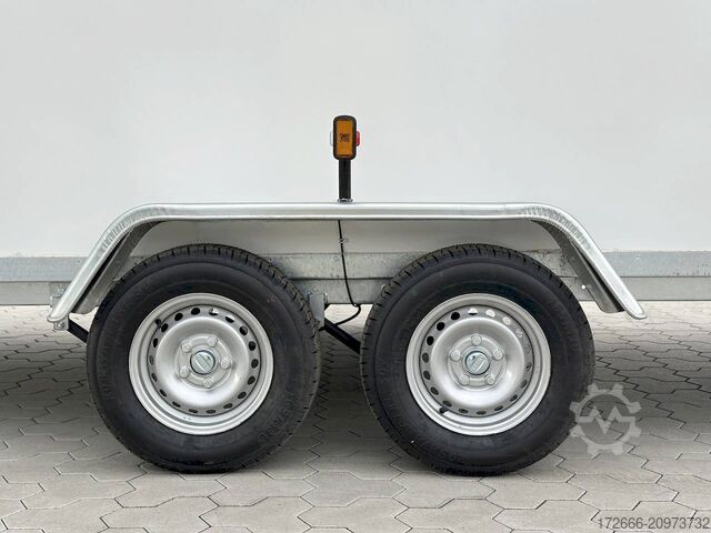 Box trailer Blyss F2750HT SANDWICH500X200X200CM 2700KG KOFFERANHÄNGER