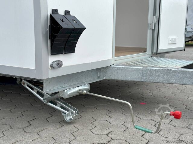 Vending trailer Blyss H25522HTN | WEISS 520X223X230CM 2500KG VERKAUFSANHÄNGER | 2X VERKAUFSKLAPPE