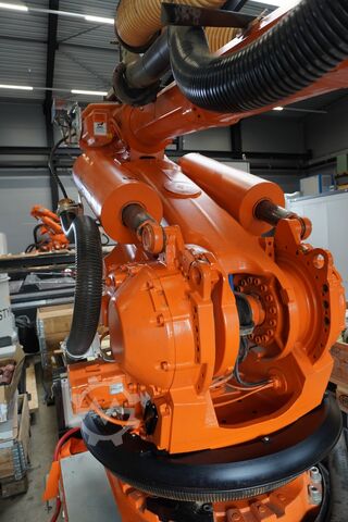 Robot milling machine ABB IRB R6400 RM 2000